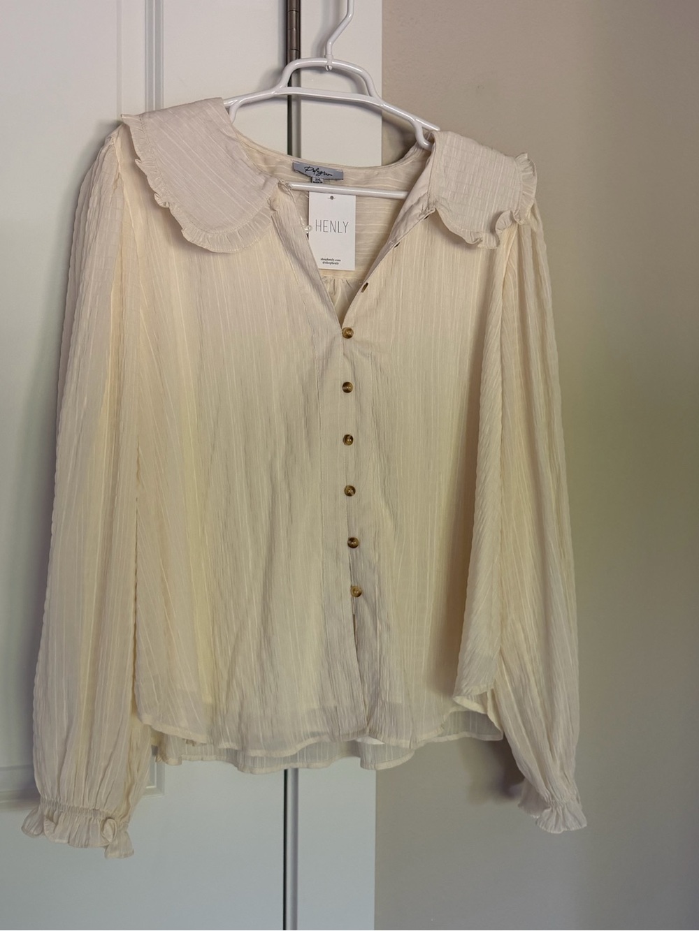 Cream Button-Front Ruffle Collar Blouse